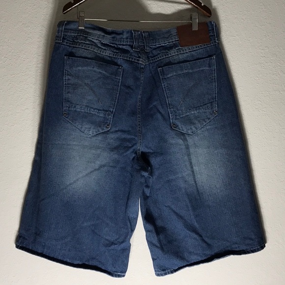 Member's Property Premium Denim Men's Shorts - Picture 3 of 5